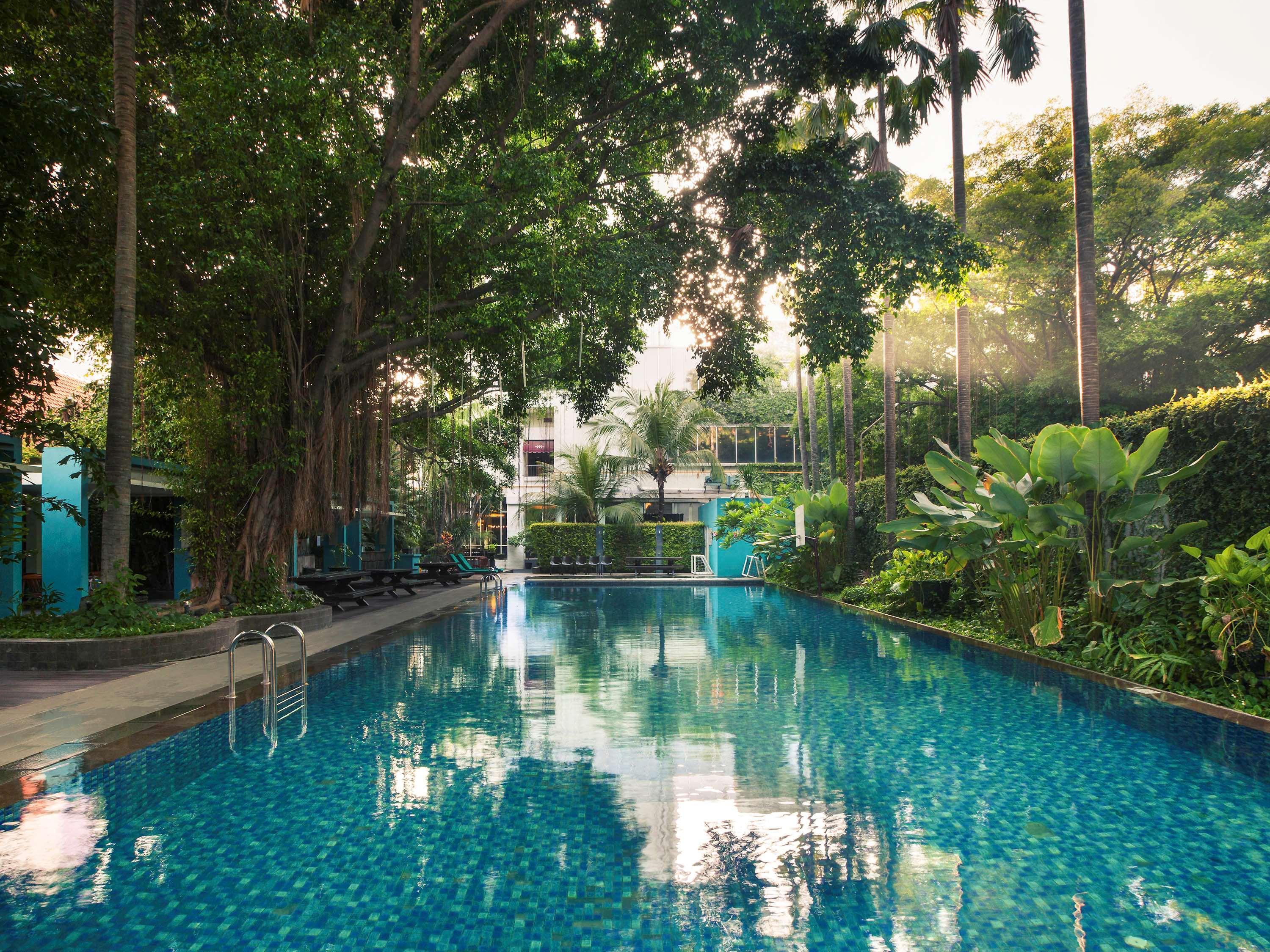 Mercure Surabaya Luaran gambar