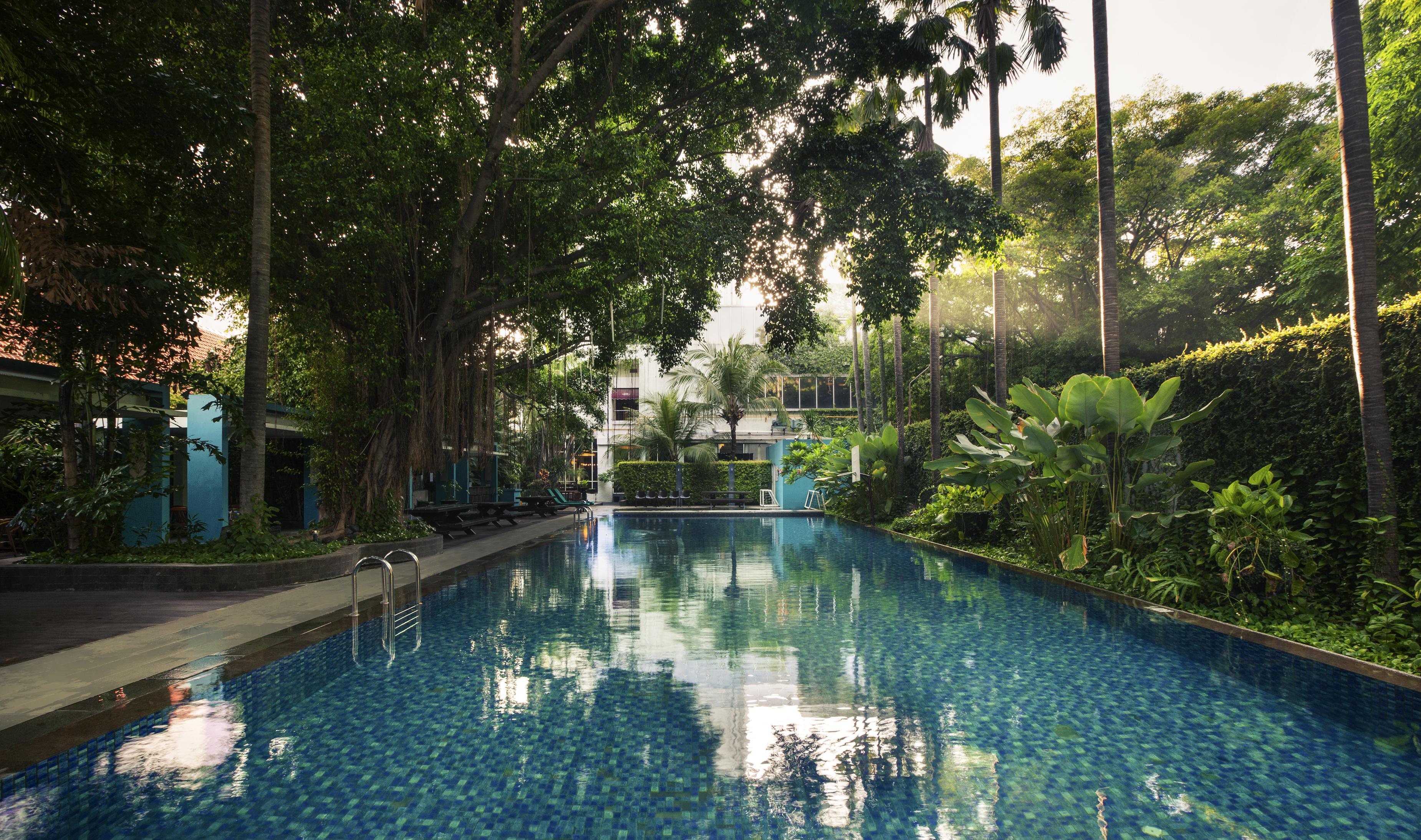 Mercure Surabaya Luaran gambar