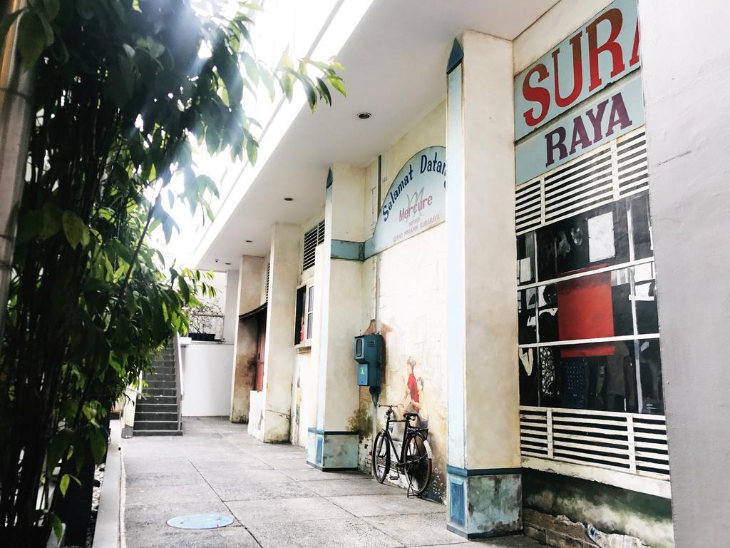 Mercure Surabaya Luaran gambar