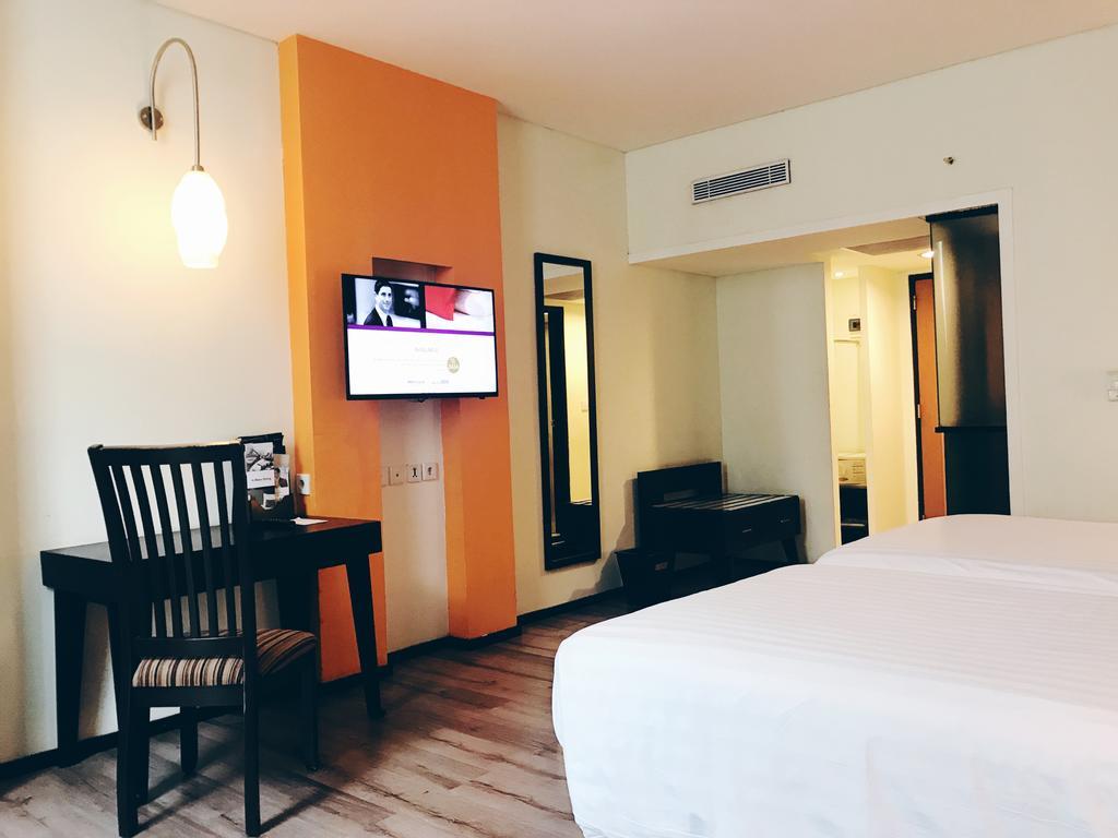 Mercure Surabaya Luaran gambar