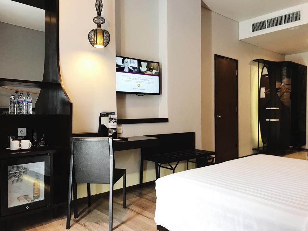 Mercure Surabaya Luaran gambar