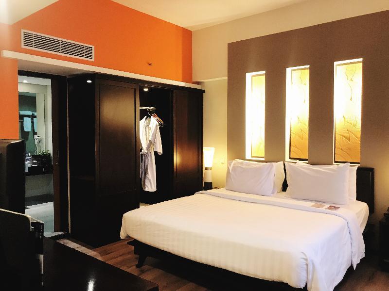 Mercure Surabaya Luaran gambar