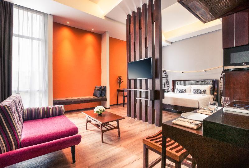 Mercure Surabaya Luaran gambar