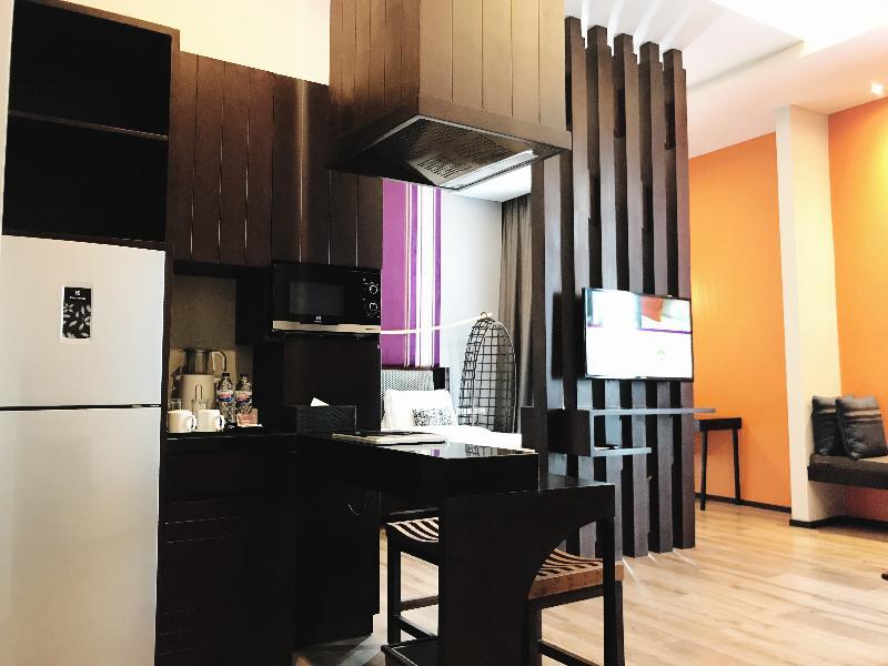 Mercure Surabaya Luaran gambar